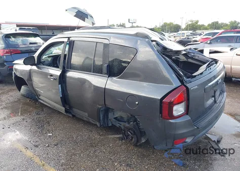 2016 Jeep Compass Sport из США, поврежденный, VIN 1C4NJCBB7GD506463